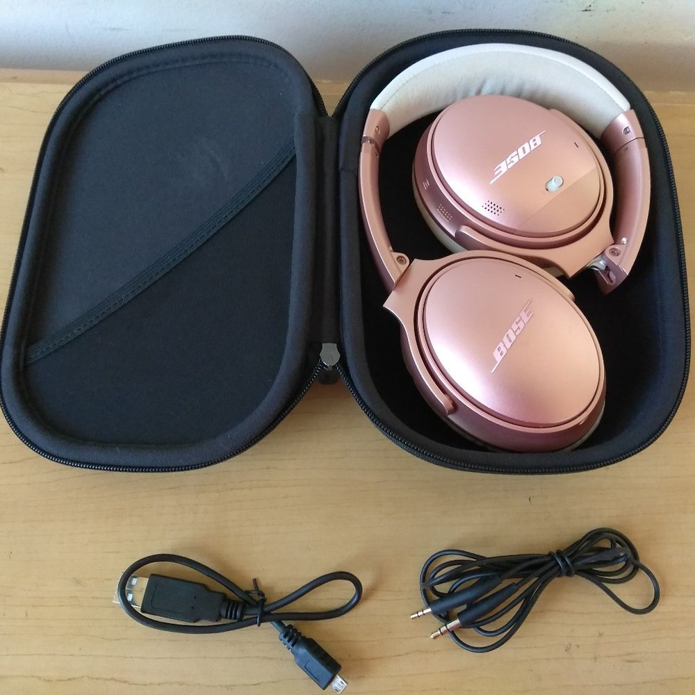 Bose QuietComfort 35 Series II  Bluetooth Headphones Limited Edition